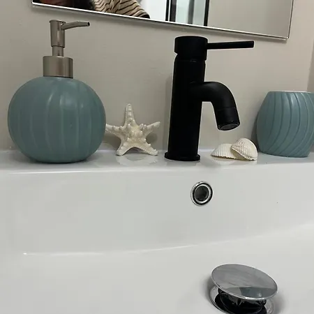 La Casa Di Marge Apartment *